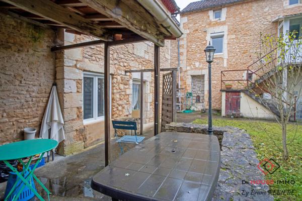 Immeuble à vendre 7 pièces de 195 m²