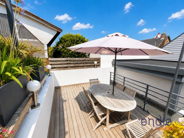 La Forêt-Fouesnant – Penty de charme avec vue mer, piscine et accès immédiat au port