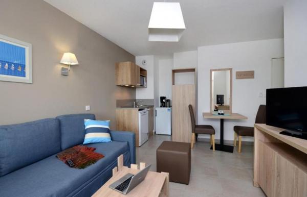 INVESTISSEMENT LOCATIF – LE BARCARÈS – Résidence tourisme Odalys Le Lotus Blanc – 6,42 % de rentabilité