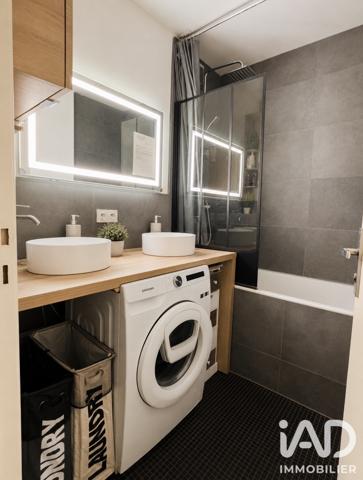 Appartement à vendre 4 pièces 75 m² Courbevoie