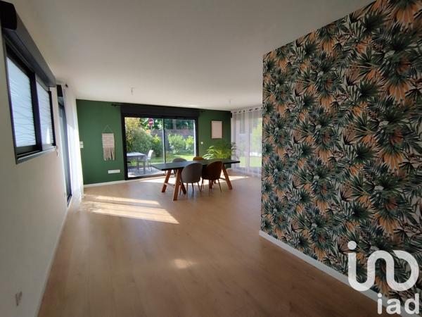 Maison 7 pièces de 141 m² à Oissel (76350)