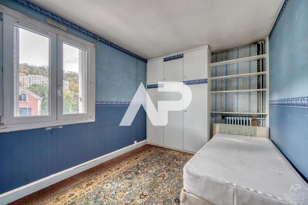 Appartement Rueil Malmaison 3 pièce(s) 54.01 m2 €198 000 ** - Référence 19575