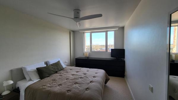 LOFT EXCEPTIONNEL 4 CHAMBRES, TERRASSE, PARKING