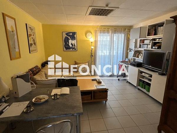 Location Appartement 3 pièces 59 m² - Marseille 13010
