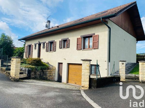 Maison traditionnelle 5 pièces de 170 m² à Yenne (73170)