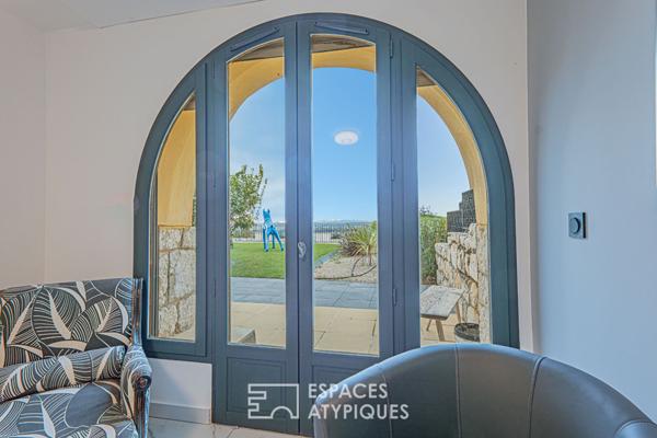 Fabron – Bien d’exception en rez-de-jardin avec vue panoramique mer