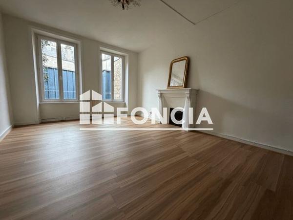 Location Appartement 2 pièces 47.9 m² - 22 RUE KEREON Quimper 29000