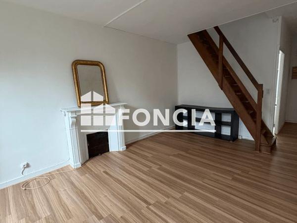 Location Appartement 2 pièces 47.9 m² - 22 RUE KEREON Quimper 29000