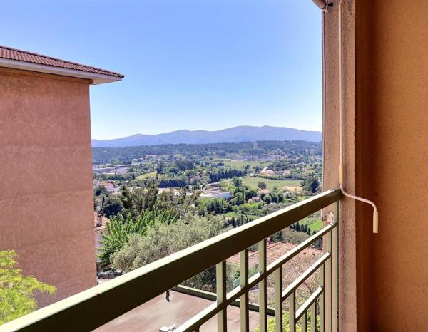 Allauch (13190) APPARTEMENT T2 AVEC BOX GARAGE, VILLAGE...