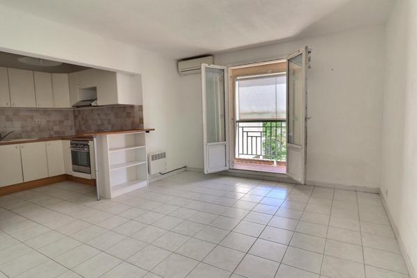 Allauch (13190) APPARTEMENT T2 AVEC BOX GARAGE, VILLAGE...