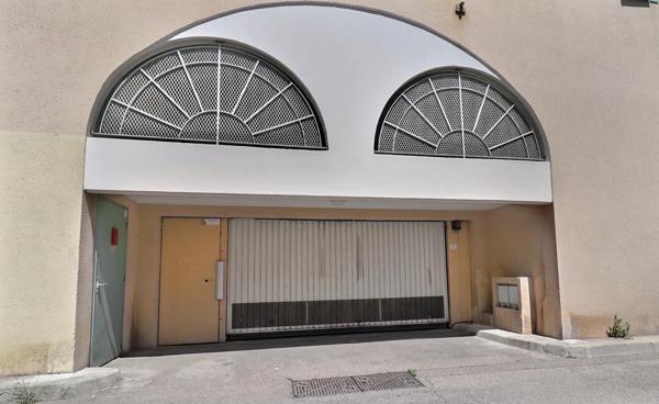 Allauch (13190) APPARTEMENT T2 AVEC BOX GARAGE, VILLAGE...