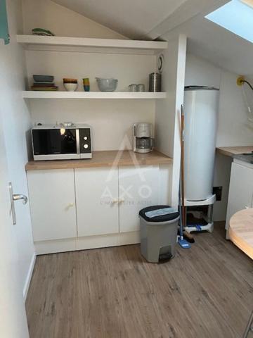 ANGOULEME SAINT-CYBARD - IMMEUBLE SUR 3 NIVEAUX