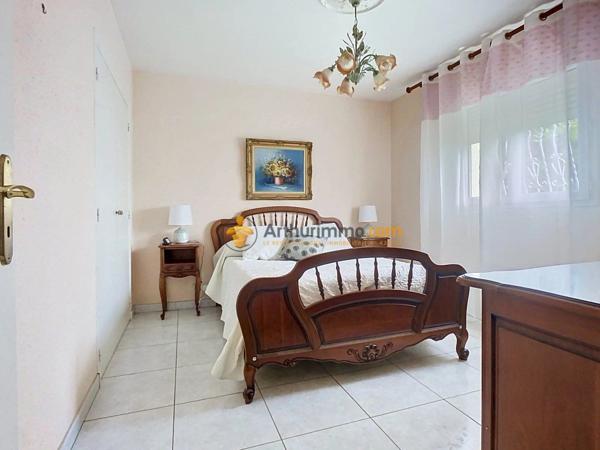 Vente                                                      Villa
                        
                     4 pièces                      105 m2                     à Saint-Cyprien