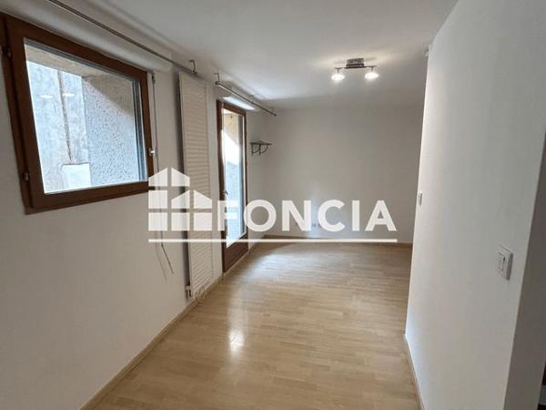 Location Appartement 2 pièces 45.16 m² - 10 RUE DES BLANCHERS Toulouse 31000