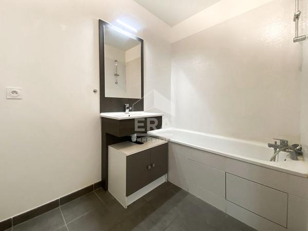 Champigny-sur-Marne / Le Plant - Appartement 3 pièces 63 m² balcon, parking