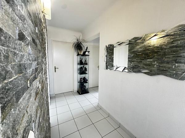 Maison 4 pièces - 115 m² - Sous-sol total, double garage, terrain 782m² - La Norville 91290