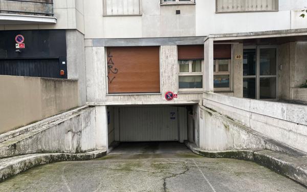 Stationnement à vendre    Paris 11