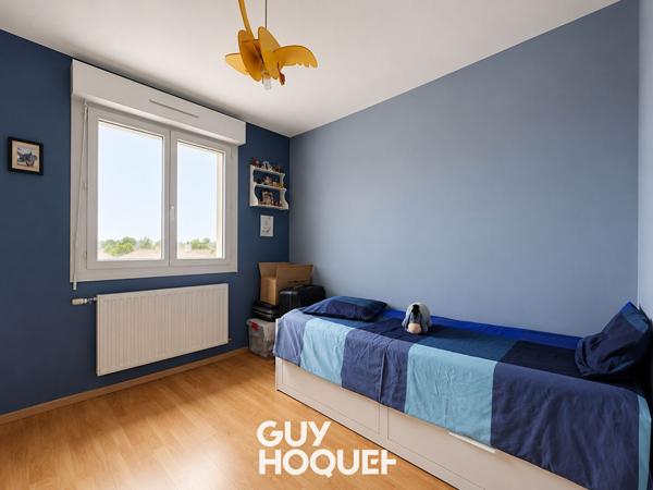 Maison sur demi niveaux 4 Chs + Garage double et terrain de 756 m² environ - 71000 SANCE