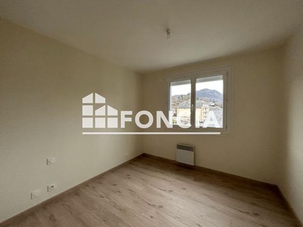 Location Appartement 3 pièces 51.33 m² - 21 CHEMIN DE LANNEDARRE Lourdes 65100