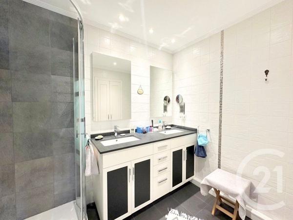 Appartement F5 à vendre  5 pièces - 128,54 m2 HENDAYE - 64