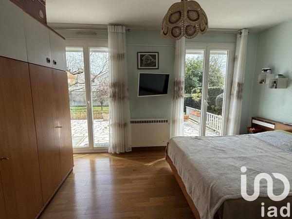 House for sale 8 rooms 150 m² Montlhéry