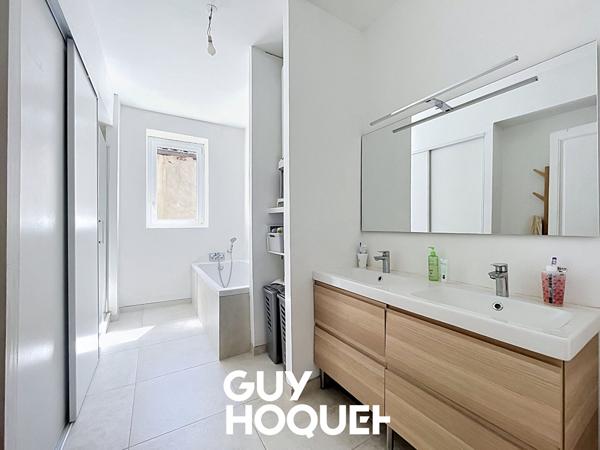 Maison de Maître Rénovée 4 Chs + Dépendances et terrain de 570 m² attenant - 71570 SIANT SYMPHORIEN D'ANCELLES