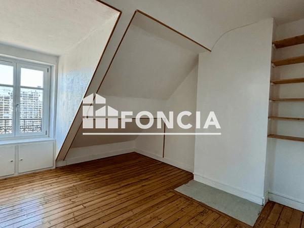 Location Appartement 2 pièces 72.8 m² - Nantes 44000