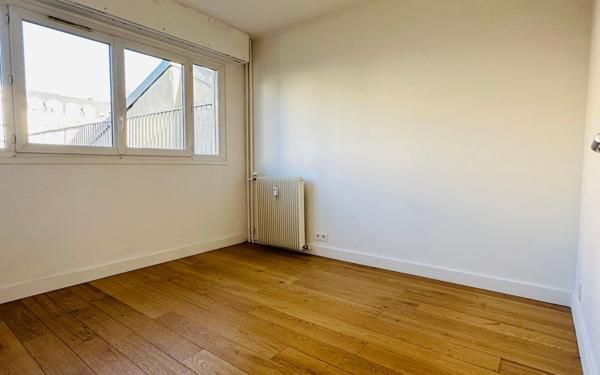 Appartement à vendre    3 pièces • 59,82 m2 Nanterre