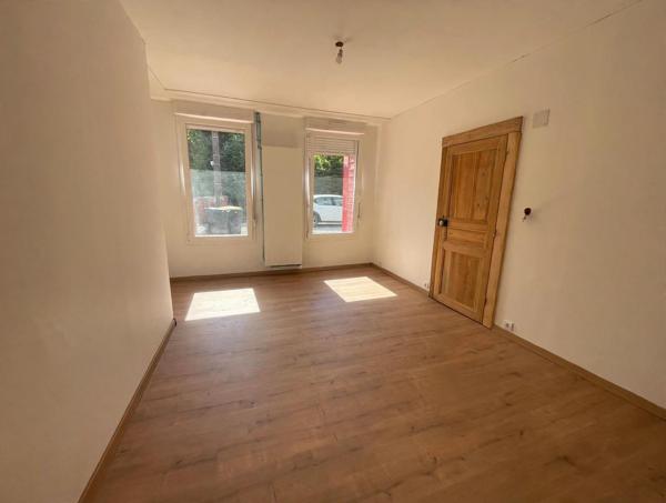MAISON INDIVIDUELLE 3 CHAMBRES ET JARDIN