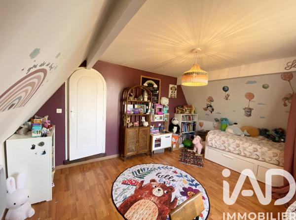 Maison à vendre 5 pièces 105 m² Saint-Fargeau-Ponthierry