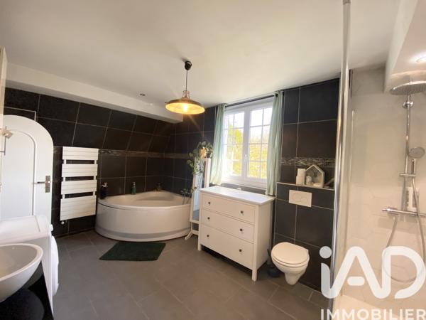 Maison à vendre 5 pièces 105 m² Saint-Fargeau-Ponthierry