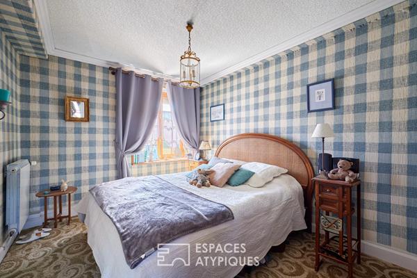 Manoir de caractère avec piscine et parc paysager