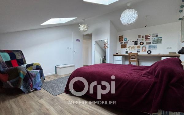 Maison à vendre    8 pièces • 167 m2 Courpière