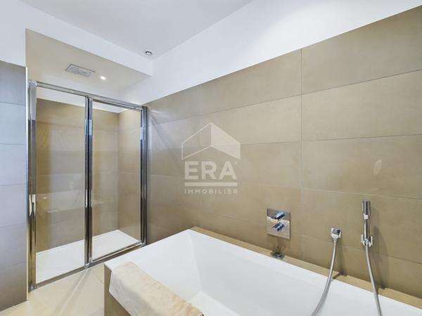 Très bel Appartement avec ascenseur, garage et cave