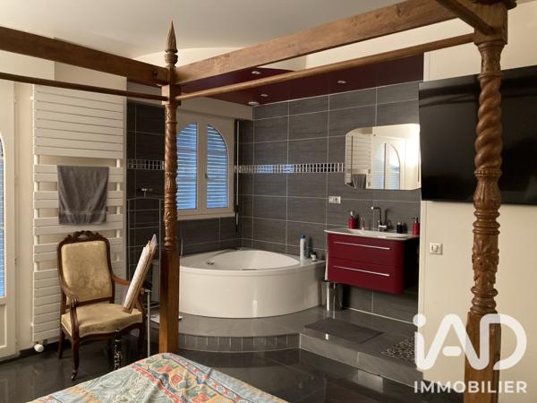 Appartement à vendre 7 pièces 138 m² La Garenne-Colombes