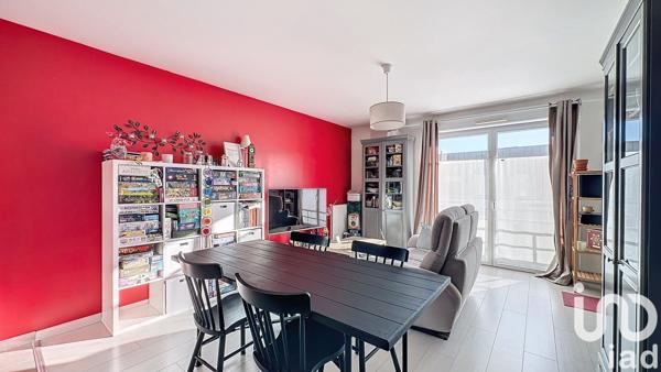 Appartement 3 pièces de 57 m² à Fleury-Mérogis (91700)