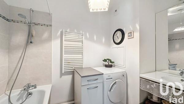 Appartement 3 pièces de 57 m² à Fleury-Mérogis (91700)