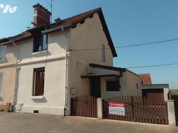 MAISON DE CITÉ