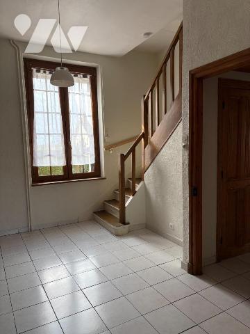 MAISON DE CITÉ