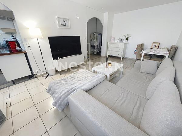 A vendre appartement de 2 pièces de 43 m² en rez-de-jardin - quartier centre-ville de Plaisir