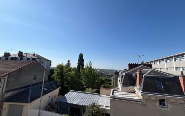 Appartement à louer    2 pièces • 53 m2 Limoges