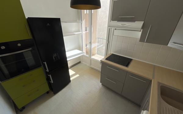 Appartement à louer    2 pièces • 53 m2 Limoges