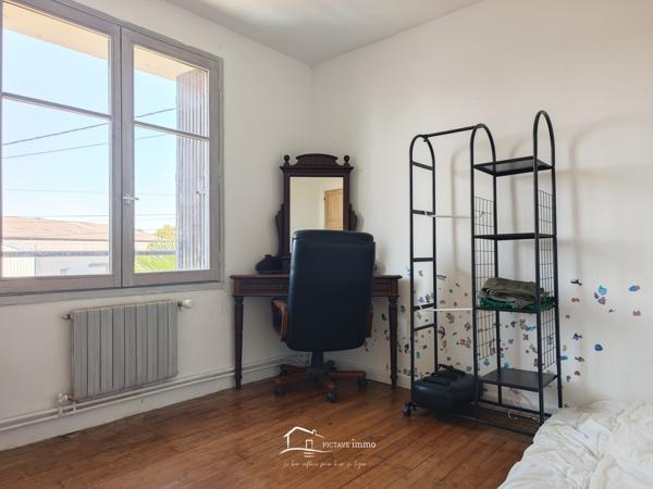 MAISON 4 CHAMBRES ET PLUS Lezay (79120)