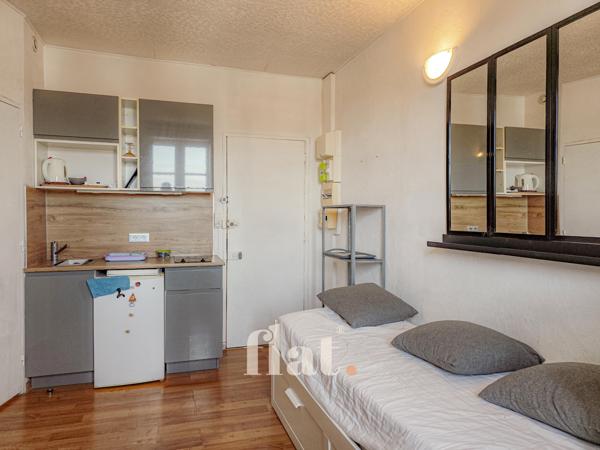 Nantes – Studio env. 15 m² au 3e étage – Idéal investissement