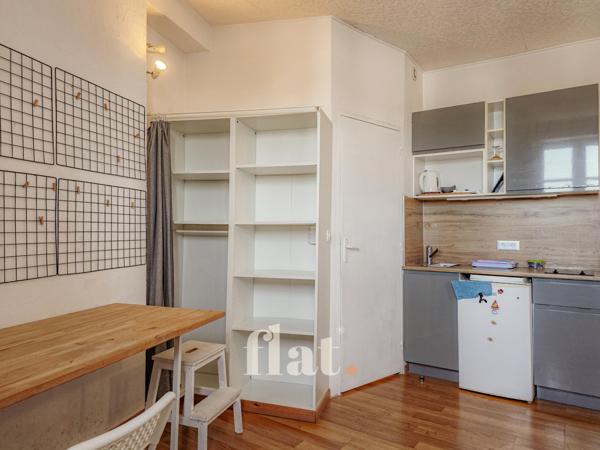 Nantes – Studio env. 15 m² au 3e étage – Idéal investissement