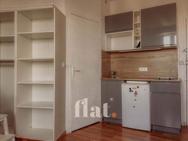 Nantes – Studio env. 15 m² au 3e étage – Idéal investissement