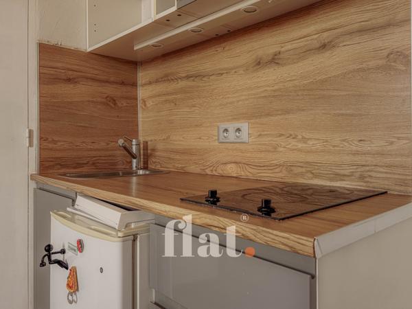 Nantes – Studio env. 15 m² au 3e étage – Idéal investissement