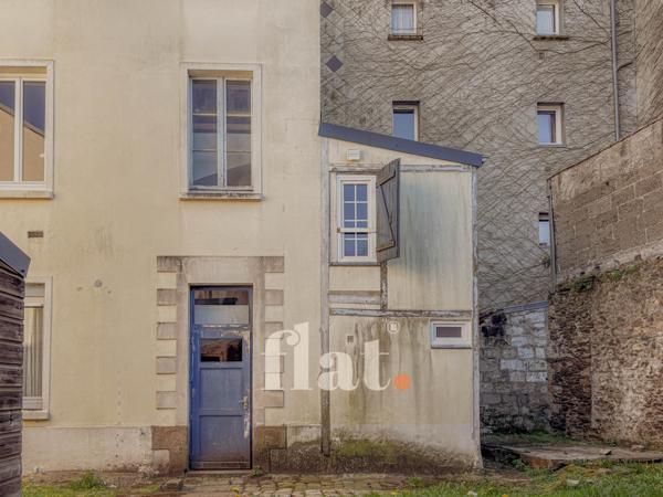 Nantes – Studio env. 15 m² au 3e étage – Idéal investissement