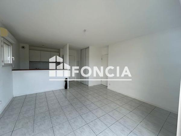 Location Appartement 2 pièces 39.31 m² - CARRE DES ANTILLES E40 - 1 RUE PIERRETTE Jonzac 17500