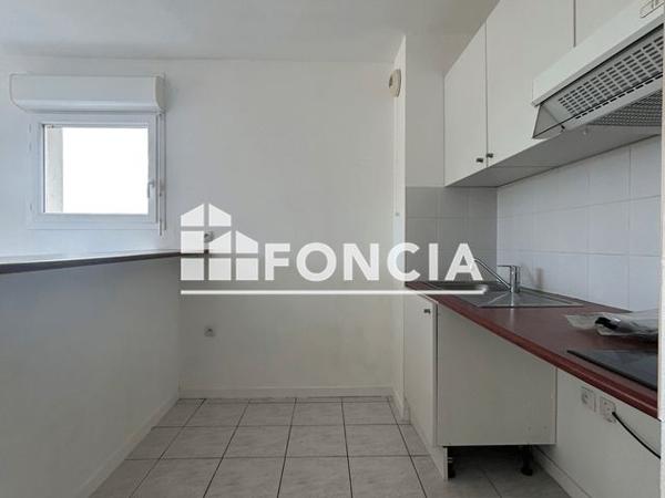 Location Appartement 2 pièces 39.31 m² - CARRE DES ANTILLES E40 - 1 RUE PIERRETTE Jonzac 17500